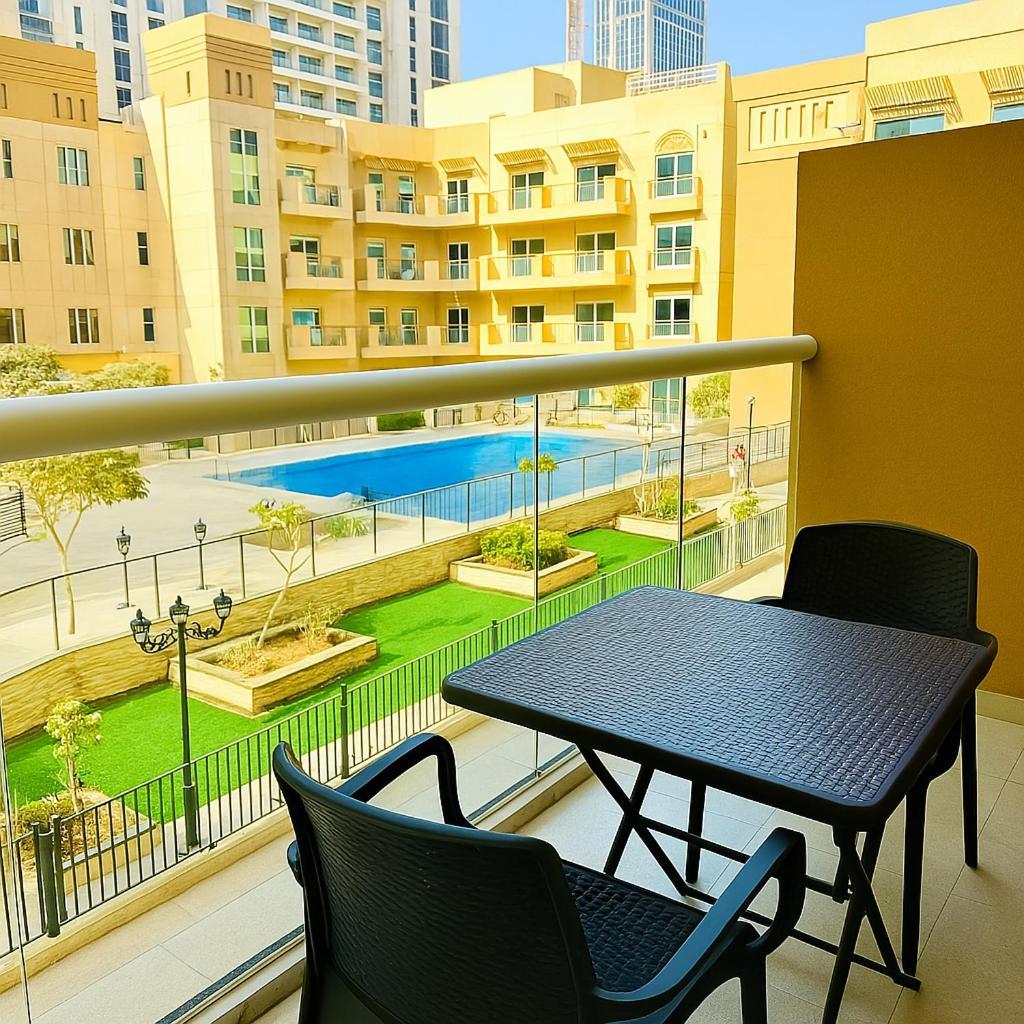 Appartement Comfy In Jvc Great Location Fast Wi-fi Dubai